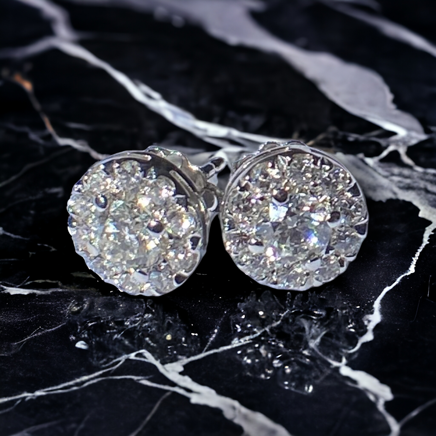 Handmade 18K white gold earrings with 1.31 ct. Vs quality natural Diamonds, IGI certificates.