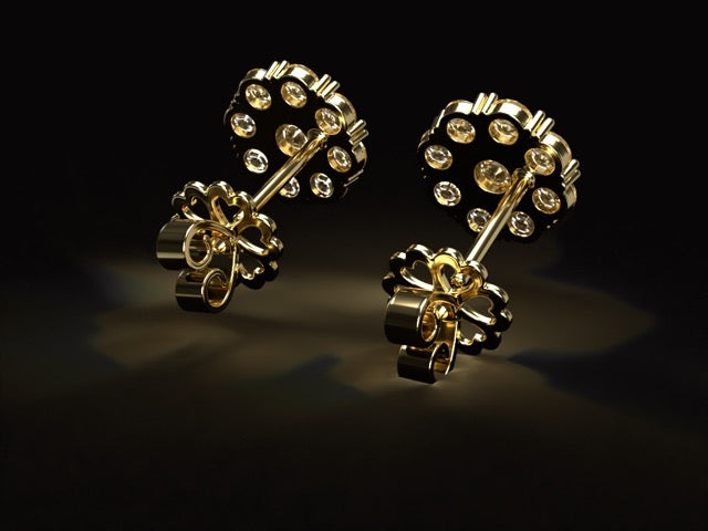 Handmade gold earrings with natural 2.8 ct. Vs high quality Diamonds. Halo style.